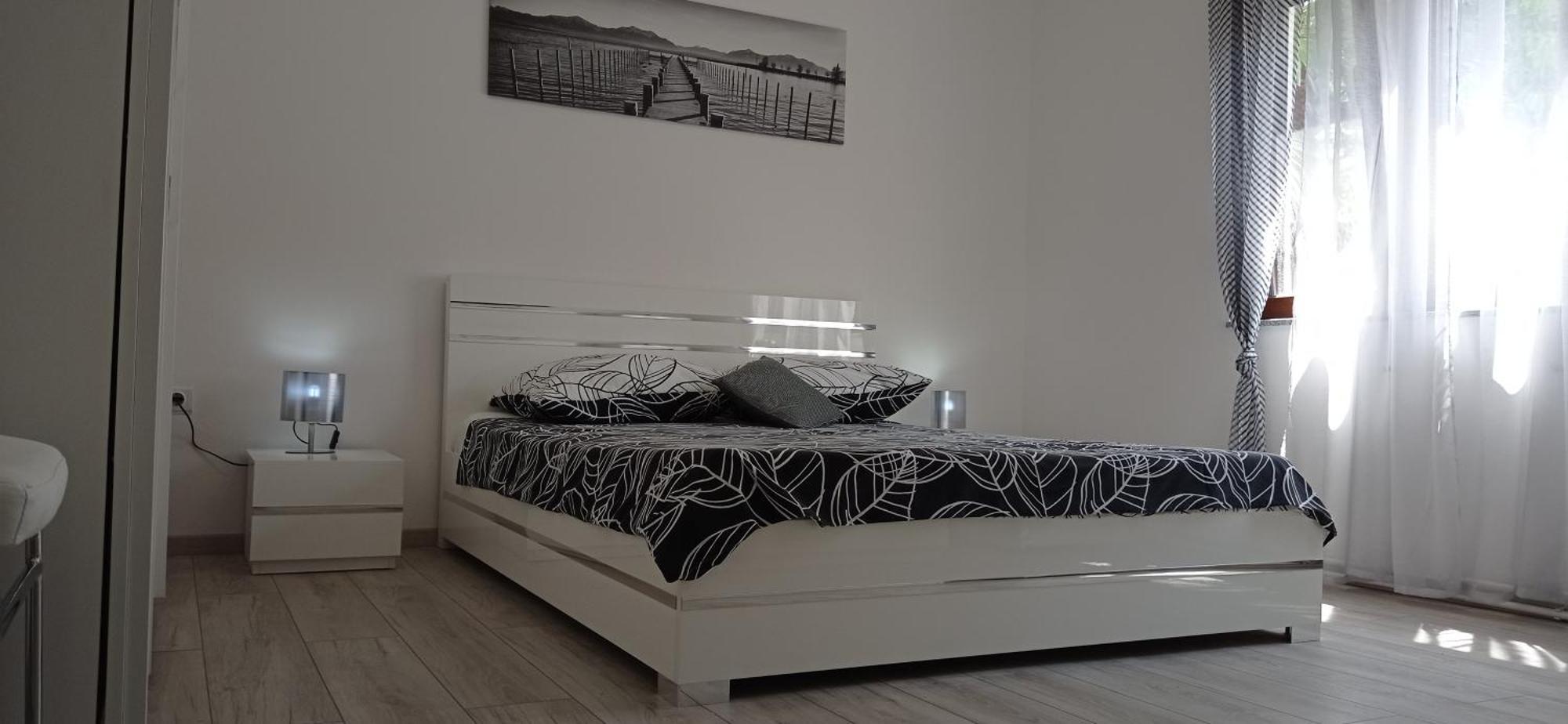 Viktor Rooms And Apartments โรวีน ห้อง รูปภาพ